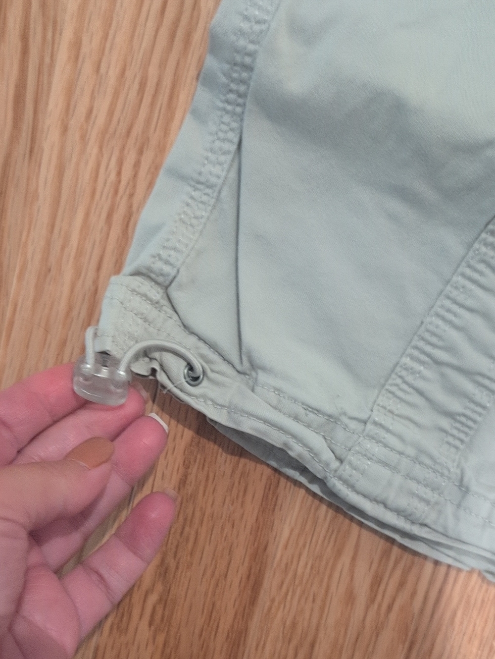 Women's Lightweight Cargo Pants in Light Beige - Picture 5 of 8